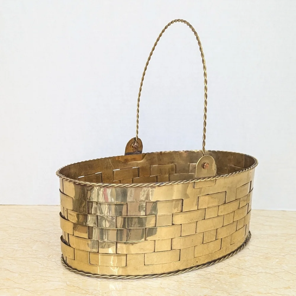 Vintage Brass Woven Shiny Oval Decorative Basket With Movable Handle Cottagecore